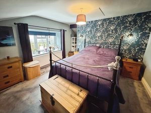 Photo 6- click for photo gallery